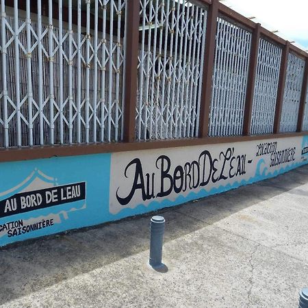 Au Bord De L'Eau Aparthotel แซ็งต์-จีลส์-เลส์-แบ็งส์ ภายนอก รูปภาพ